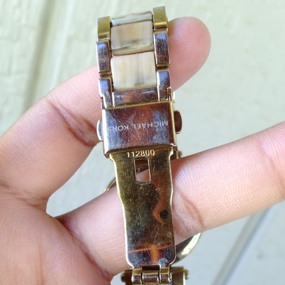 Trade Michael Kors Watch Crystal Rhinestone - Picture 5 of 8